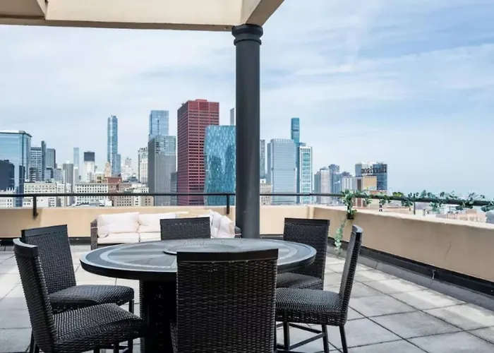 Apartamento Lux Dtown Penthouses 9bd-9ba Sleep 25 Parking, Pool, Gym Chicago