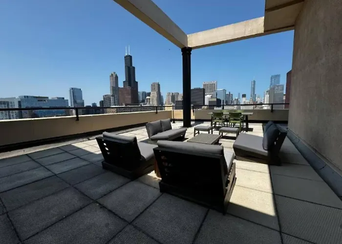 Lux Dtown Penthouses 9bd-9ba Sleep 25 Parking, Pool, Gym Apartamento