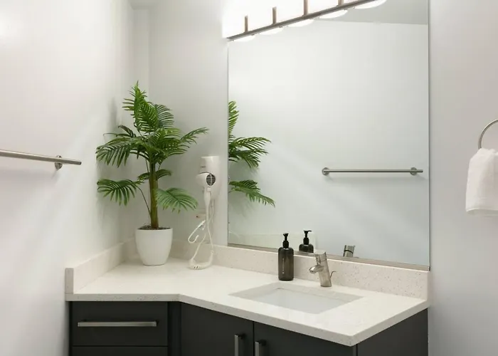 Lux Dtown Penthouses 9bd-9ba Sleep 25 Parking, Pool, Gym Apartamento *