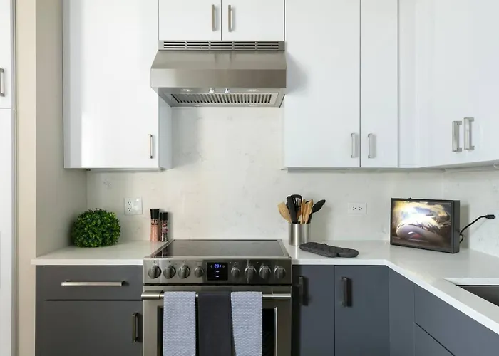 Lux Dtown Penthouses 9bd-9ba Sleep 25 Parking, Pool, Gym Apartamento