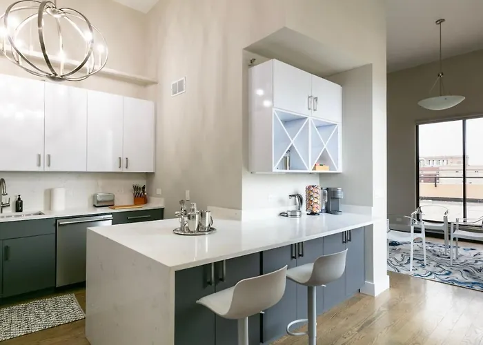 Apartamento Lux Dtown Penthouses 9bd-9ba Sleep 25 Parking, Pool, Gym Chicago