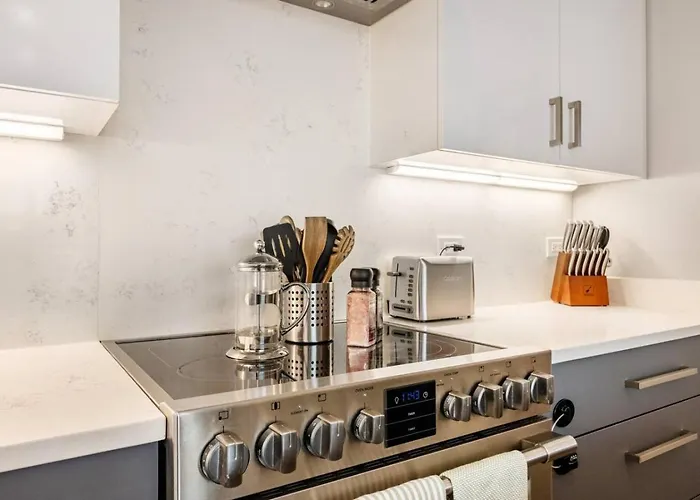 Apartamento Lux Dtown Penthouses 9bd-9ba Sleep 25 Parking, Pool, Gym *
