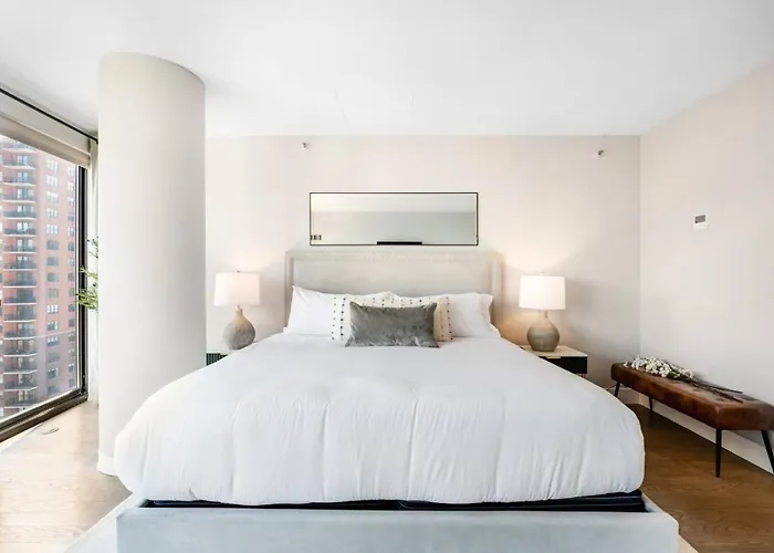 Lux Dtown Penthouses 9bd-9ba Sleep 25 Parking, Pool, Gym Apartamento